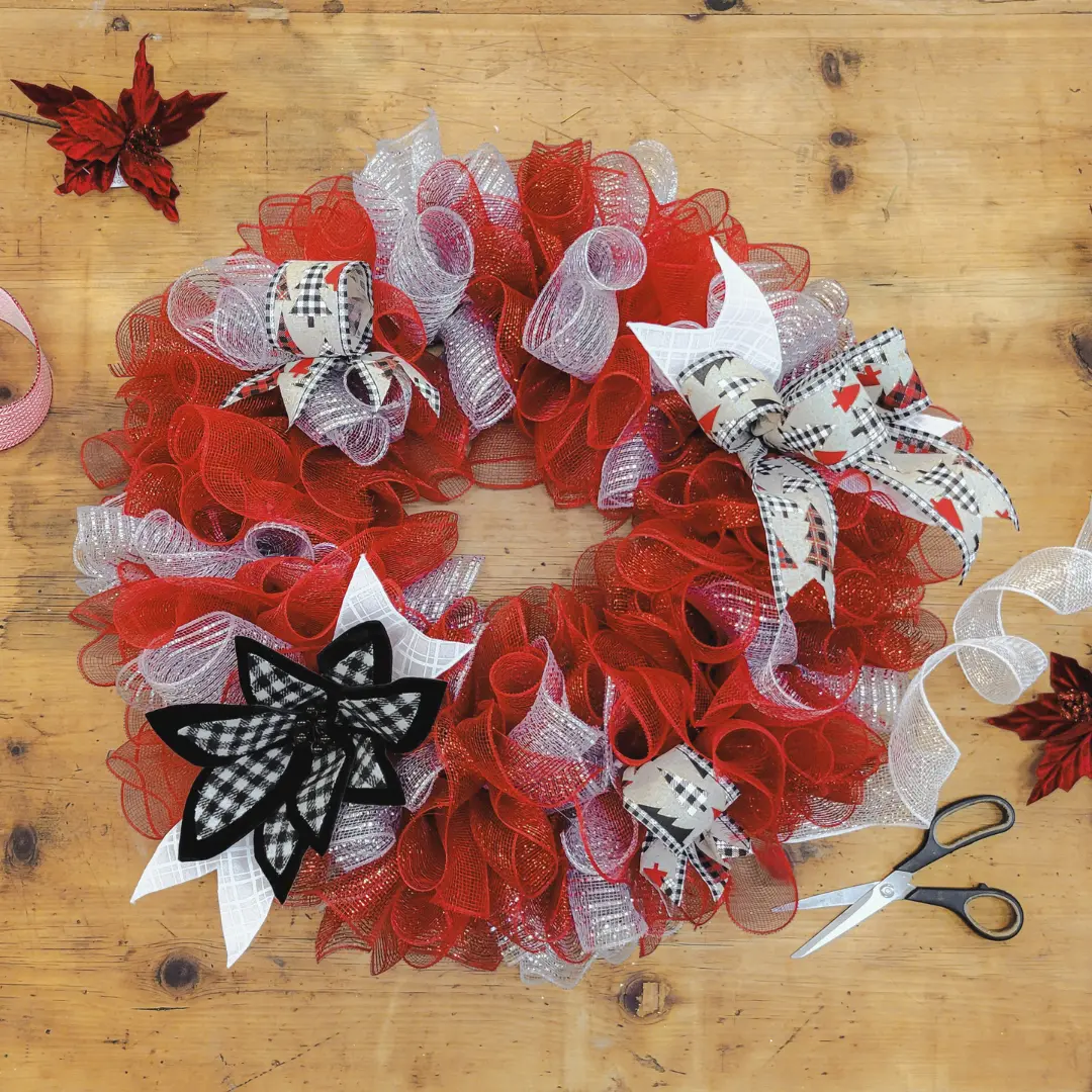 Atelier couronne de rubans Serres St-Élie